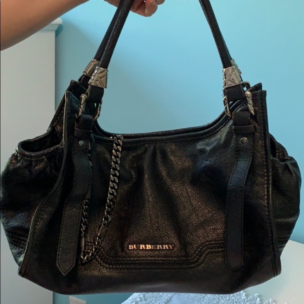 Burberry bag (authentic)